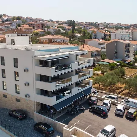 Appartement Adriatic Shell 2 *